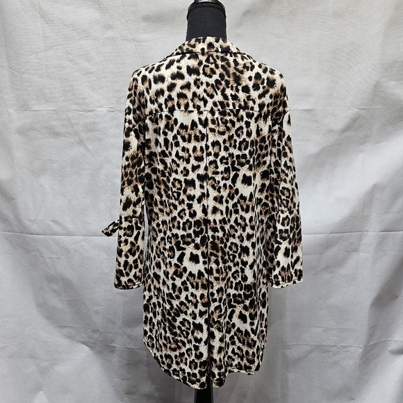 Lildy Split Sleeve Animal Print Pull Over Tunic 97% Polyester 3% Spandex Sz L/XL - Picture 5 of 10